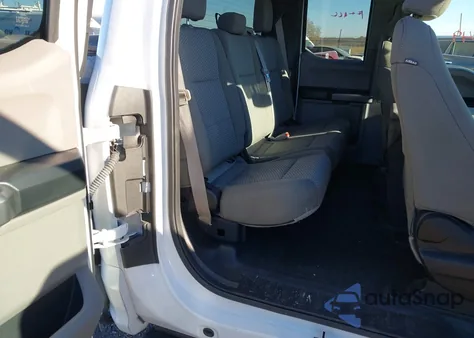 2017 Ford F-150 Xlt z USA, uszkodzony, nr VIN 1FTFX1EF9HKD50428